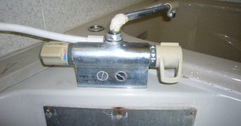 水漏れしている浴室水栓