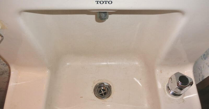 手洗い水栓と排水トラップの交換後