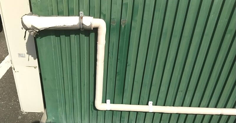 地上の配管状況