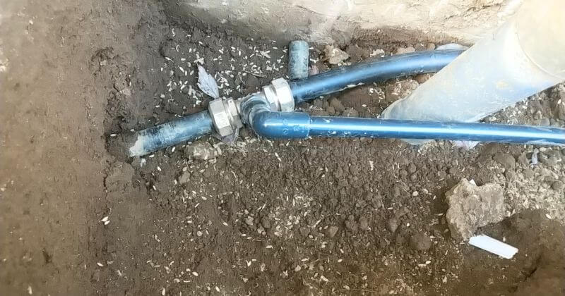 新しい給水管の配管状況