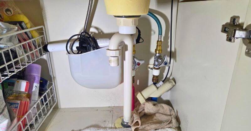 点検後にU管を交換する前の状態