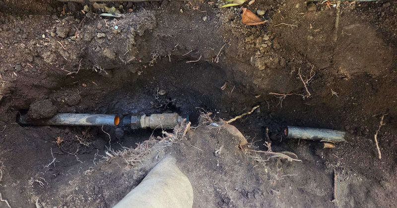 散水栓のみを使えなくするための作業中
