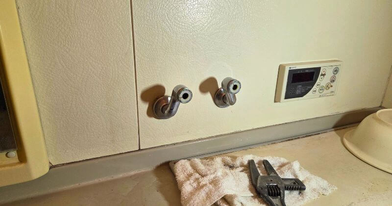 水栓本体を取り外した状態