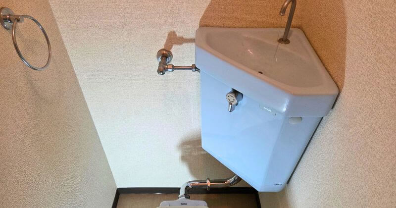 トイレタンクへの補給が止まる直前の状態