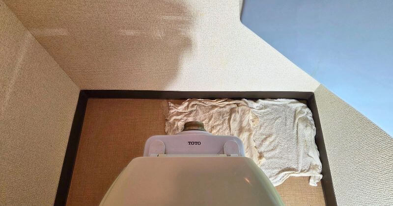 大便器スパッドを取り外す前の状態