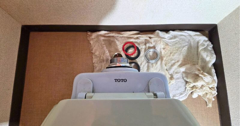 新しい大便器スパッドを取り付けた状態