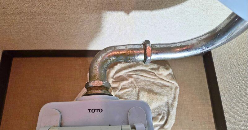 修理前の洗浄管