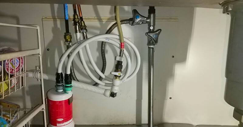 交換前のシンク下