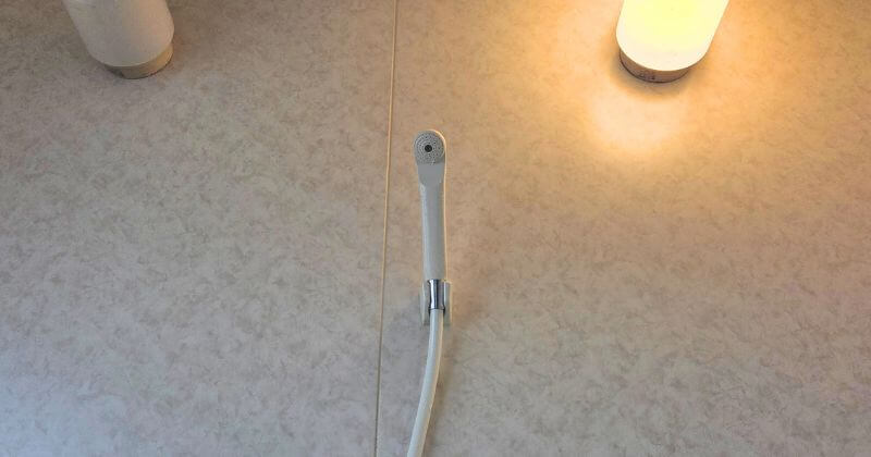 上段側のシャワーフック交換状況