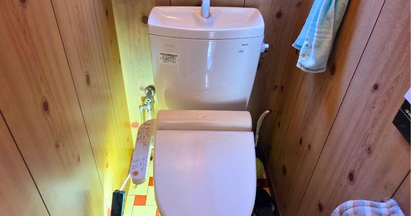 トイレ水漏れ修理前