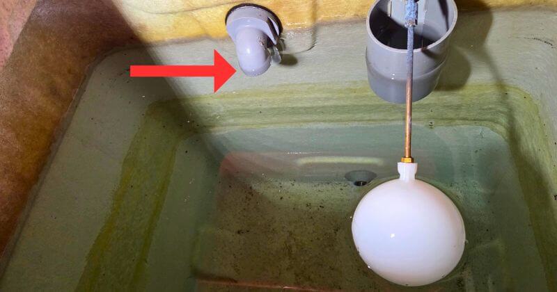 修理前のオーバーフロー状況