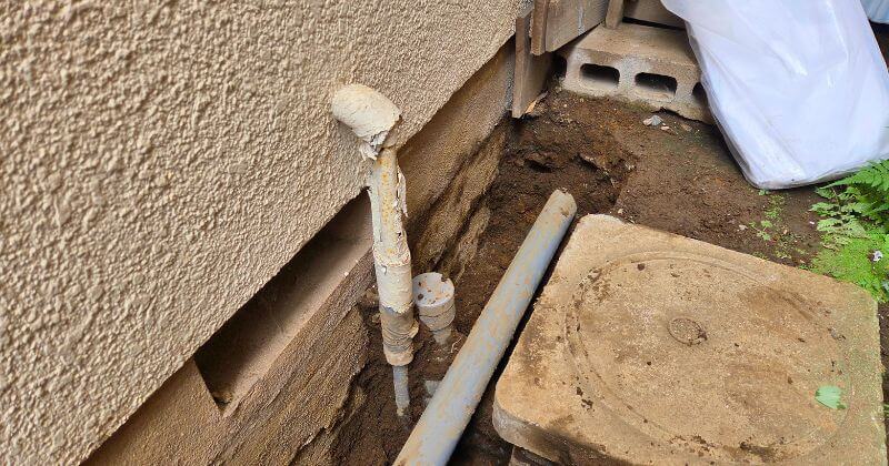 漏水箇所の掘削状況