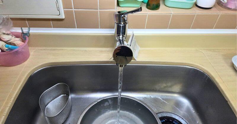 ストレート吐水の試運転中