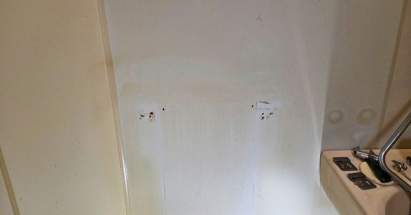 バックハンガーを取り外した状態