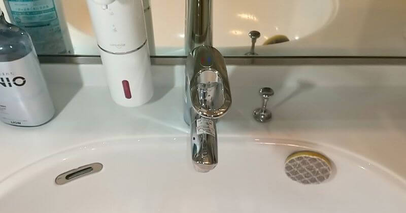 洗面水栓修理前