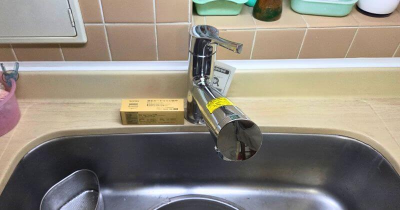 新しい水栓の取付状況