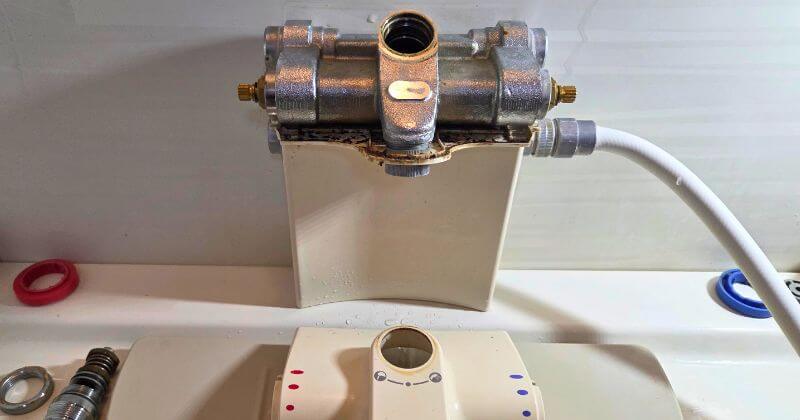 切替カートリッジを取り外した状態