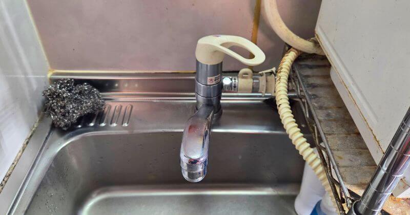 交換前のキッチン水栓