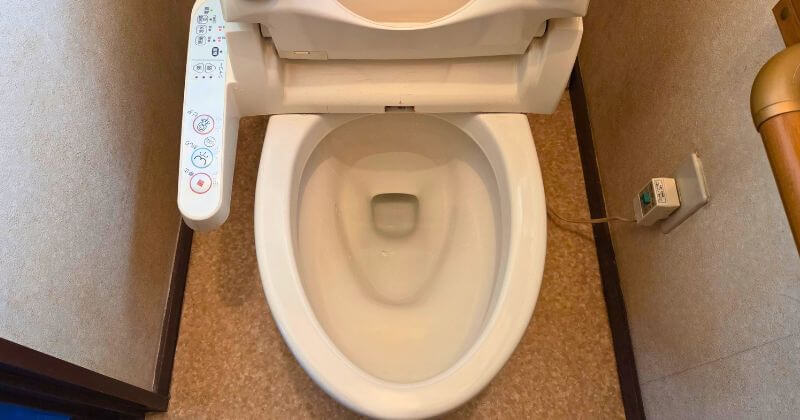 修理後の便器水溜まり面