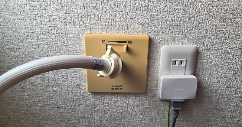 修理前の洗濯水栓