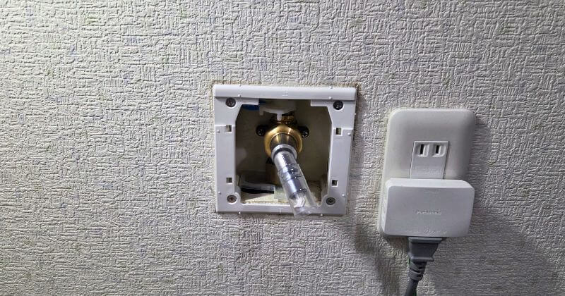 新しいL型ニップルを取り付けた状態