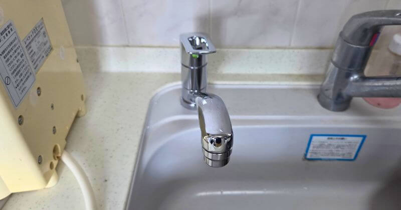 新しい水栓