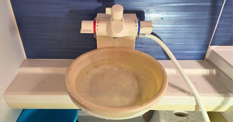修理後の点検中