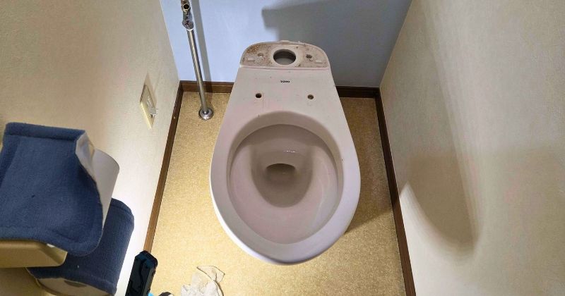 タンクを取り外した状態